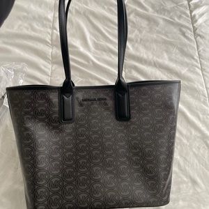 Brand New Never Used MK Purse